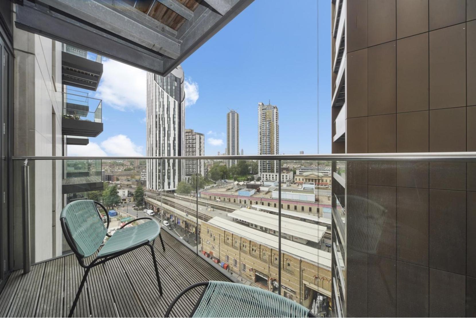 Wonderful Luxury 2Br Oasis In Enctre London Apartment Exterior photo
